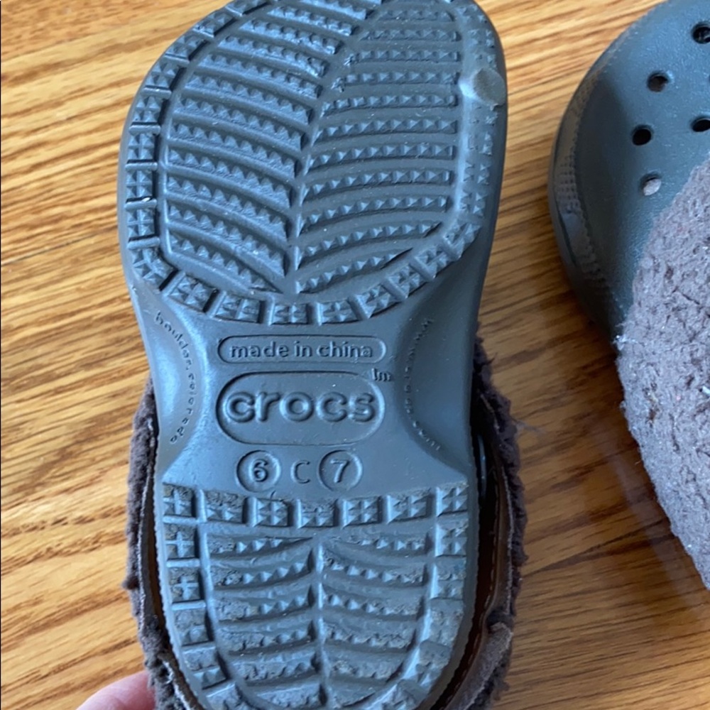 Kids Crocs - Picture 3 of 3